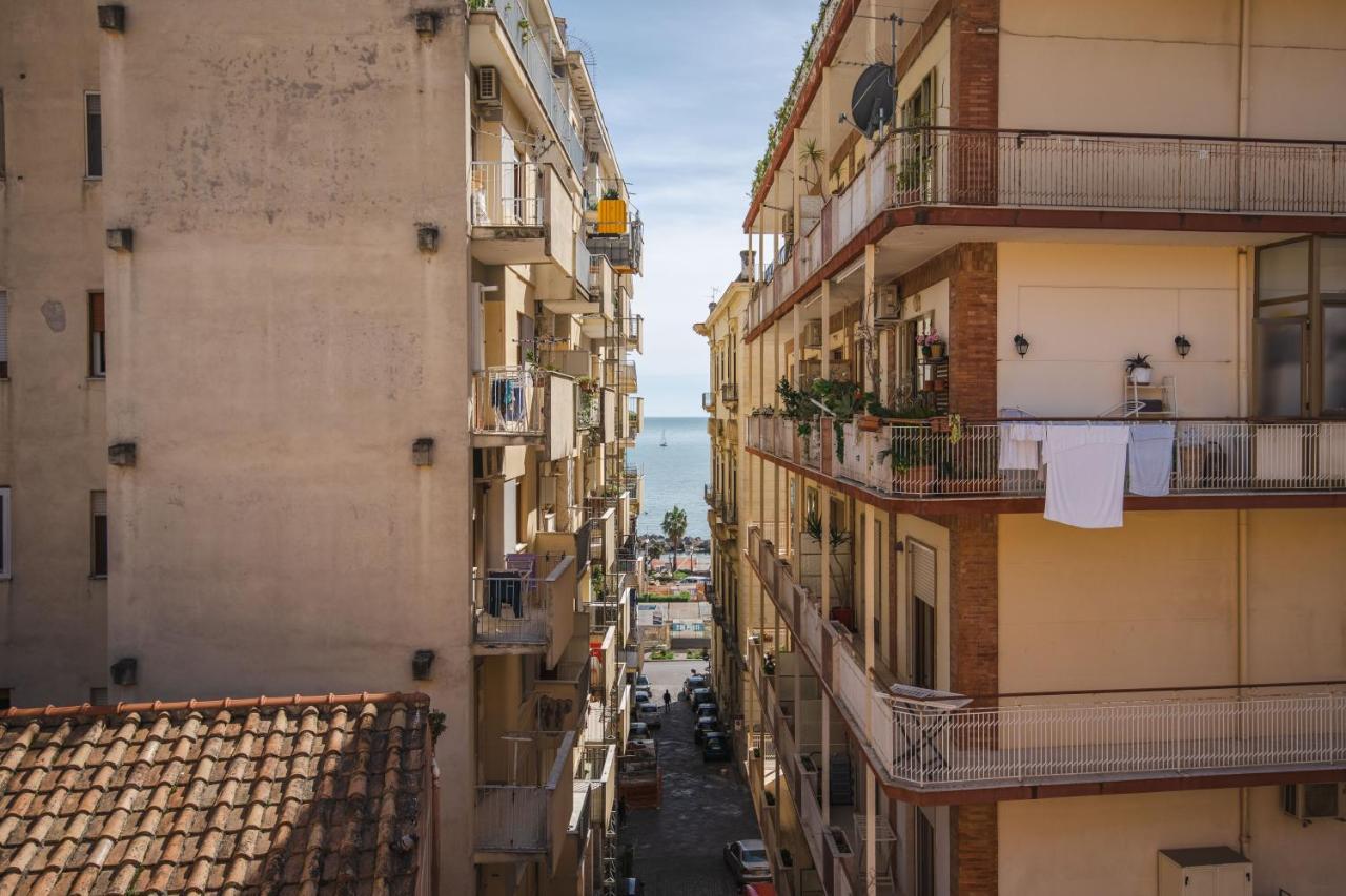 Arco Dei Pinto Panzió Salerno Kültér fotó